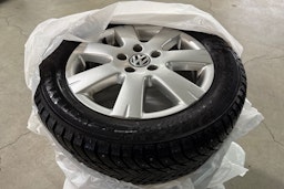 Musta Volkswagen Golf Plus 2010 kuva 13.
