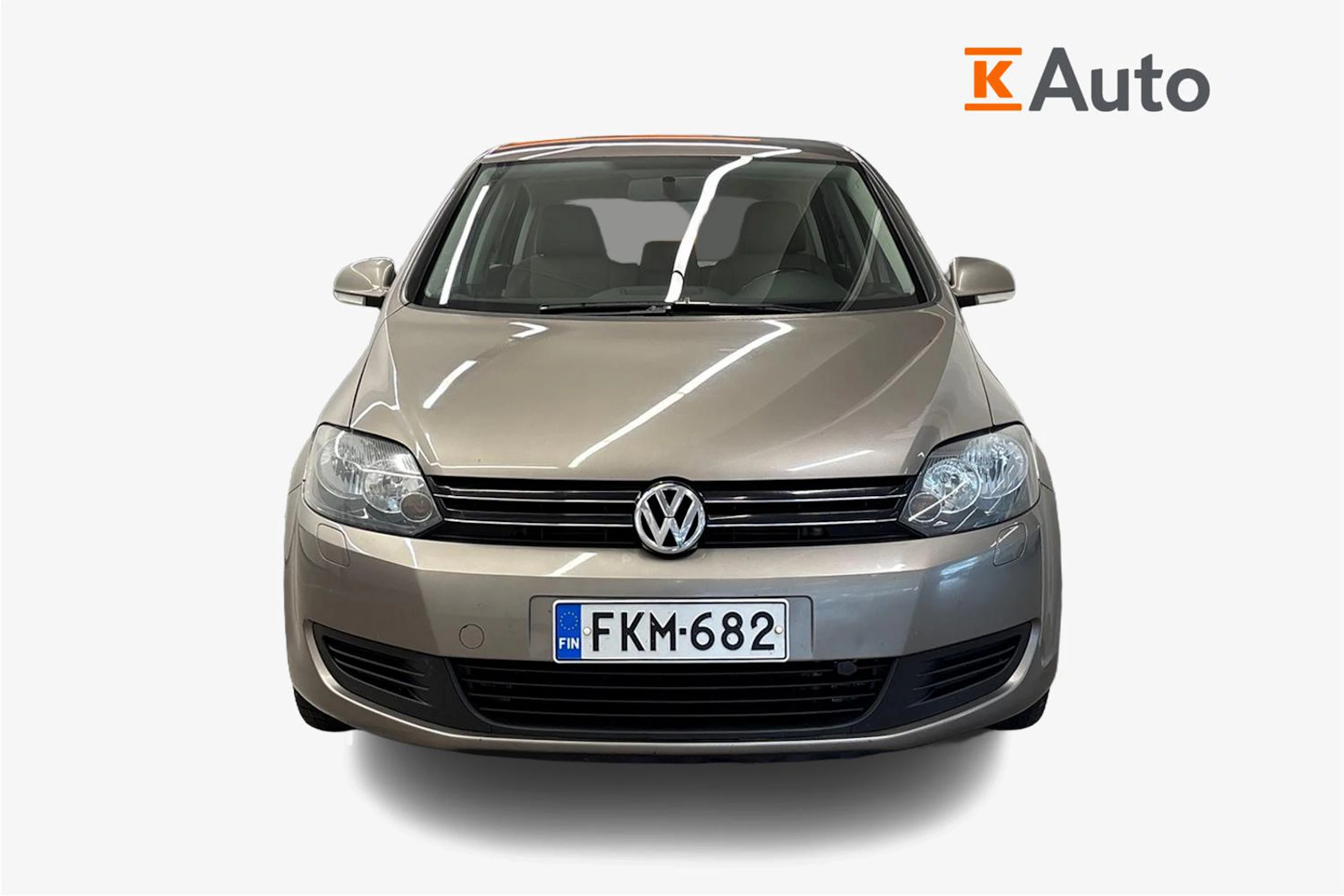 Ruskea (beige) Volkswagen Golf Plus 2011 kuva 4.