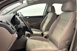 Ruskea (beige) Volkswagen Golf Plus 2011 kuva 11.