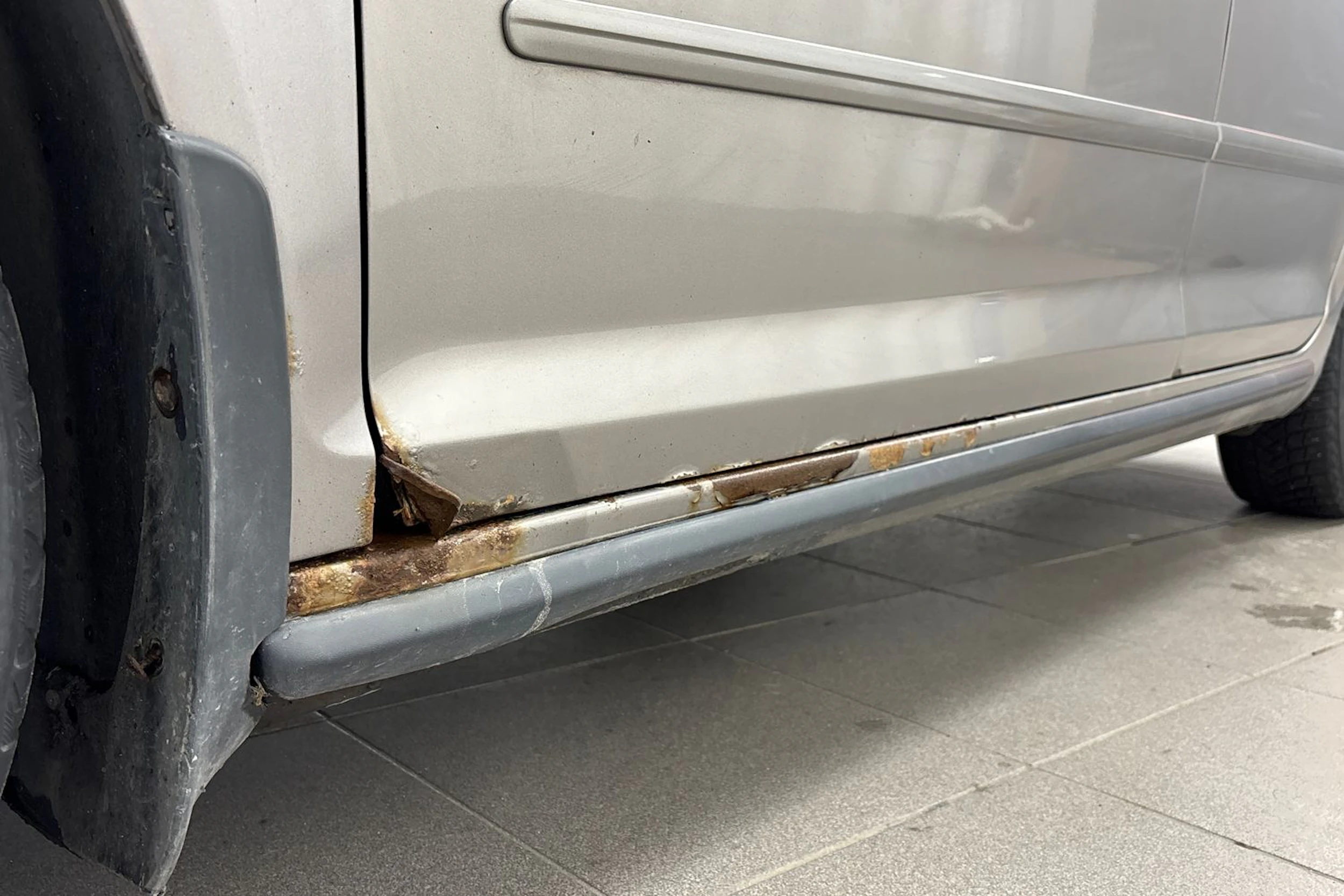Ruskea (beige) Volkswagen Golf Plus 2011 kuva 34.