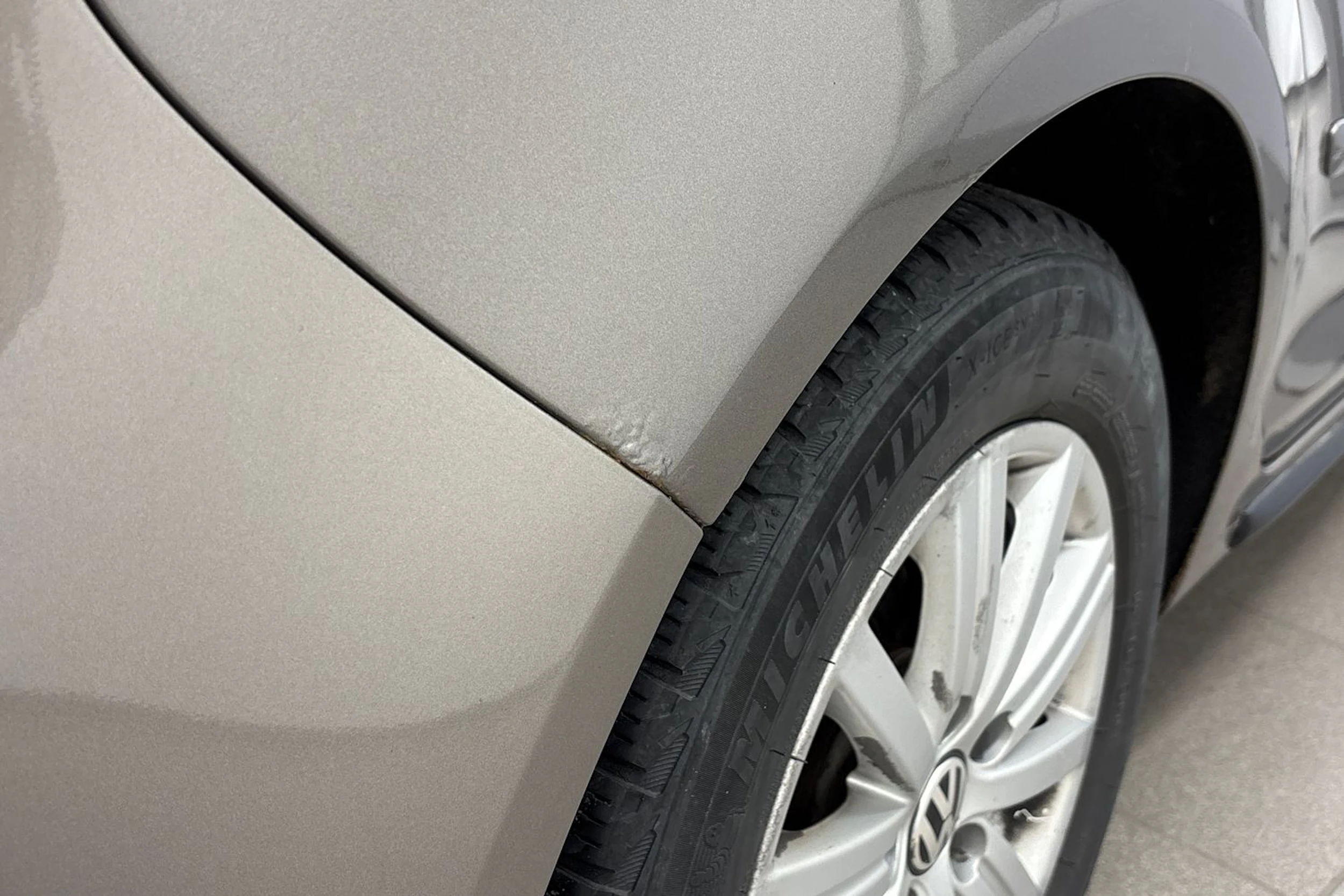 Ruskea (beige) Volkswagen Golf Plus 2011 kuva 38.