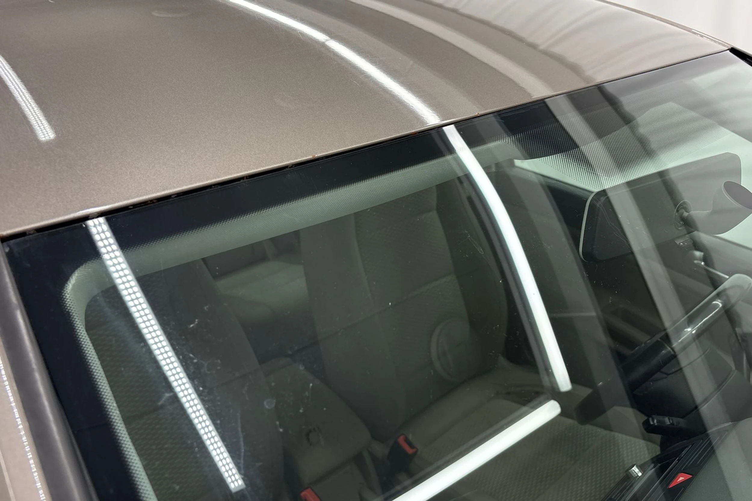Ruskea (beige) Volkswagen Golf Plus 2011 kuva 40.