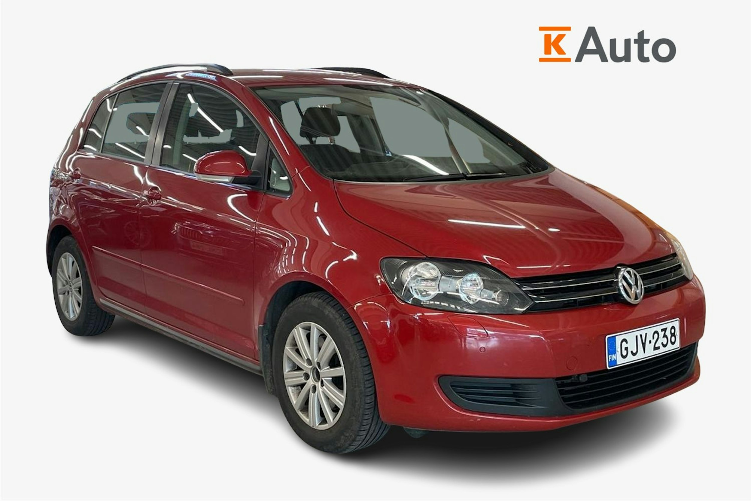 punainen Volkswagen Golf Plus 2011 kuva 1.