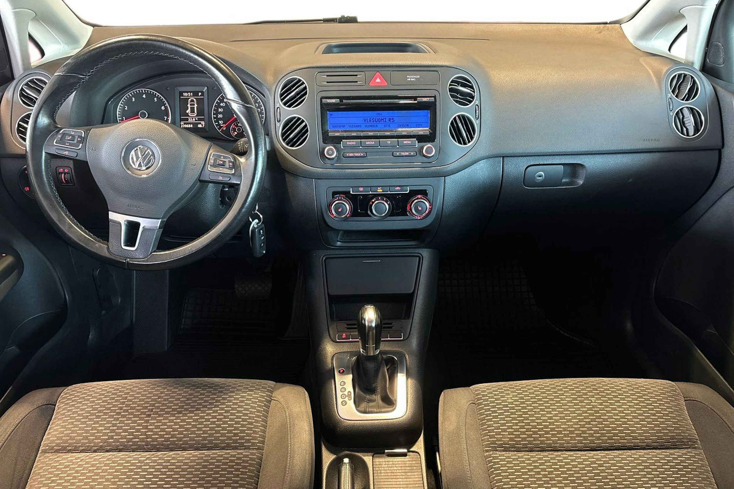 Sininen Volkswagen Golf Plus 2011 kuva 9.