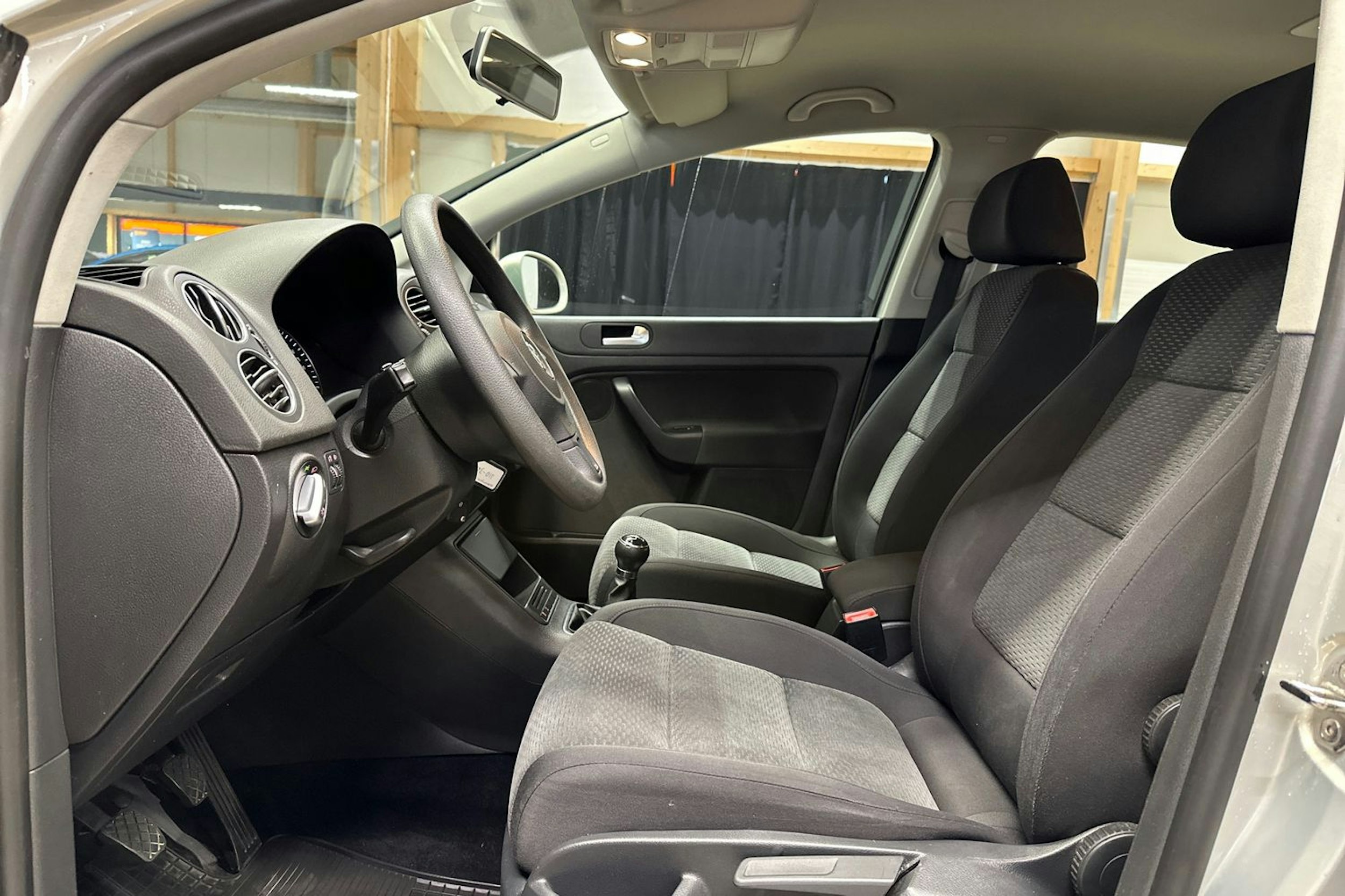 hopea Volkswagen Golf Plus 2011 kuva 17.