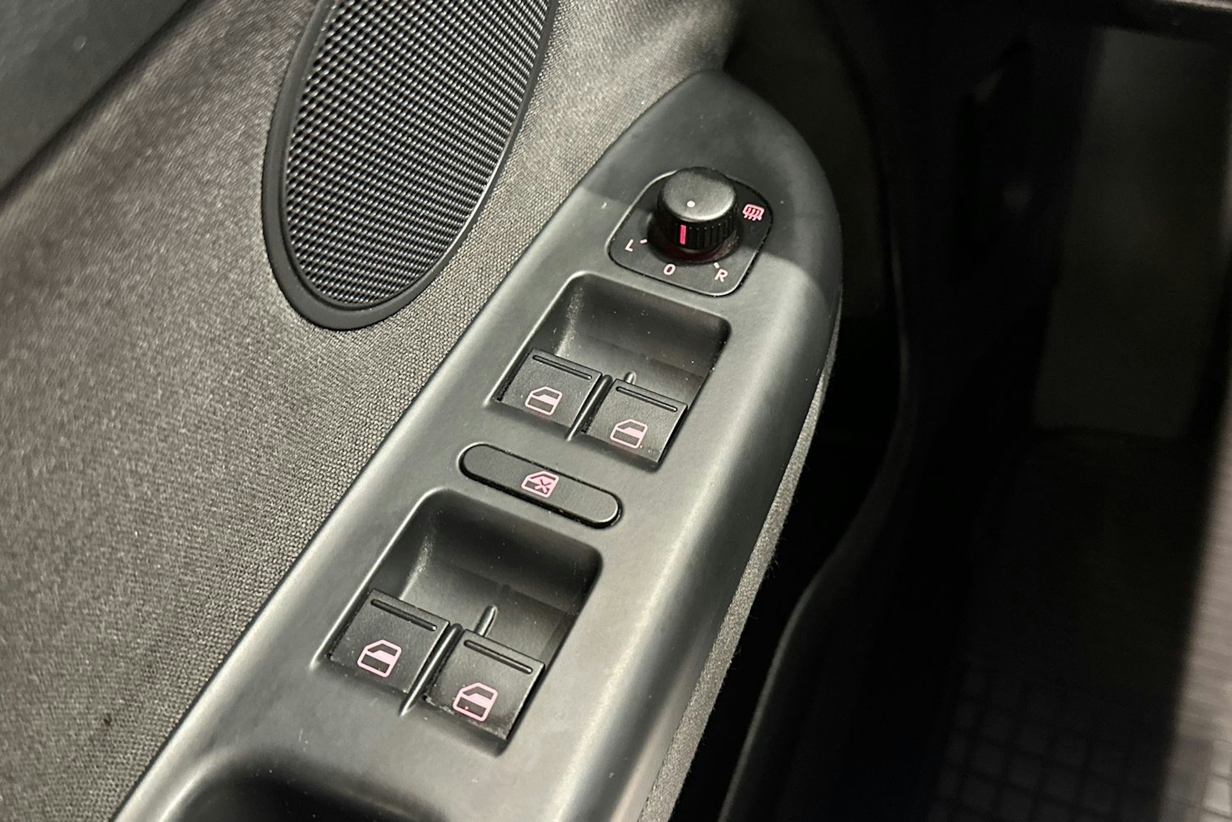 hopea Volkswagen Golf Plus 2011 kuva 24.