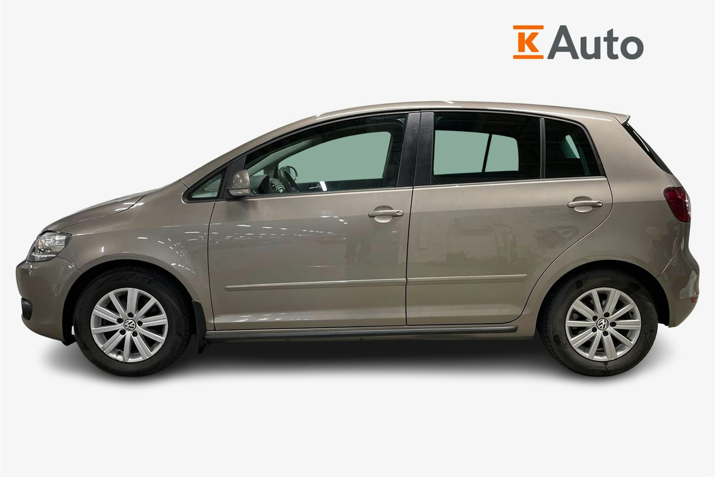 ruskea (beige) Volkswagen Golf Plus 2012 kuva 5.