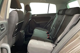 ruskea (beige) Volkswagen Golf Plus 2012 kuva 8.