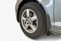 met. harmaa Volkswagen Golf Plus 2011 kuva 12.