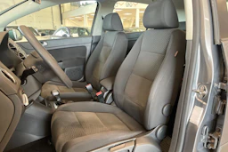 met. harmaa Volkswagen Golf Plus 2011 kuva 15.