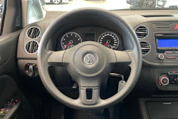 met. harmaa Volkswagen Golf Plus 2011 kuva 16.