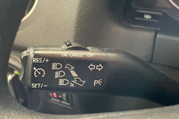 met. harmaa Volkswagen Golf Plus 2011 kuva 17.