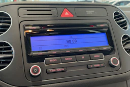 met. harmaa Volkswagen Golf Plus 2011 kuva 20.