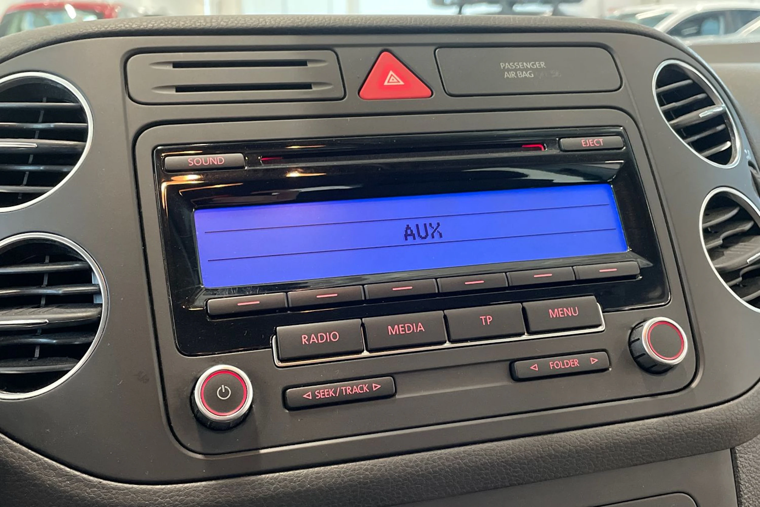 met. harmaa Volkswagen Golf Plus 2011 kuva 21.