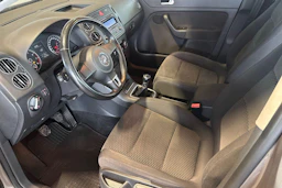 Ruskea (beige) Volkswagen Golf Plus 2012 kuva 6.