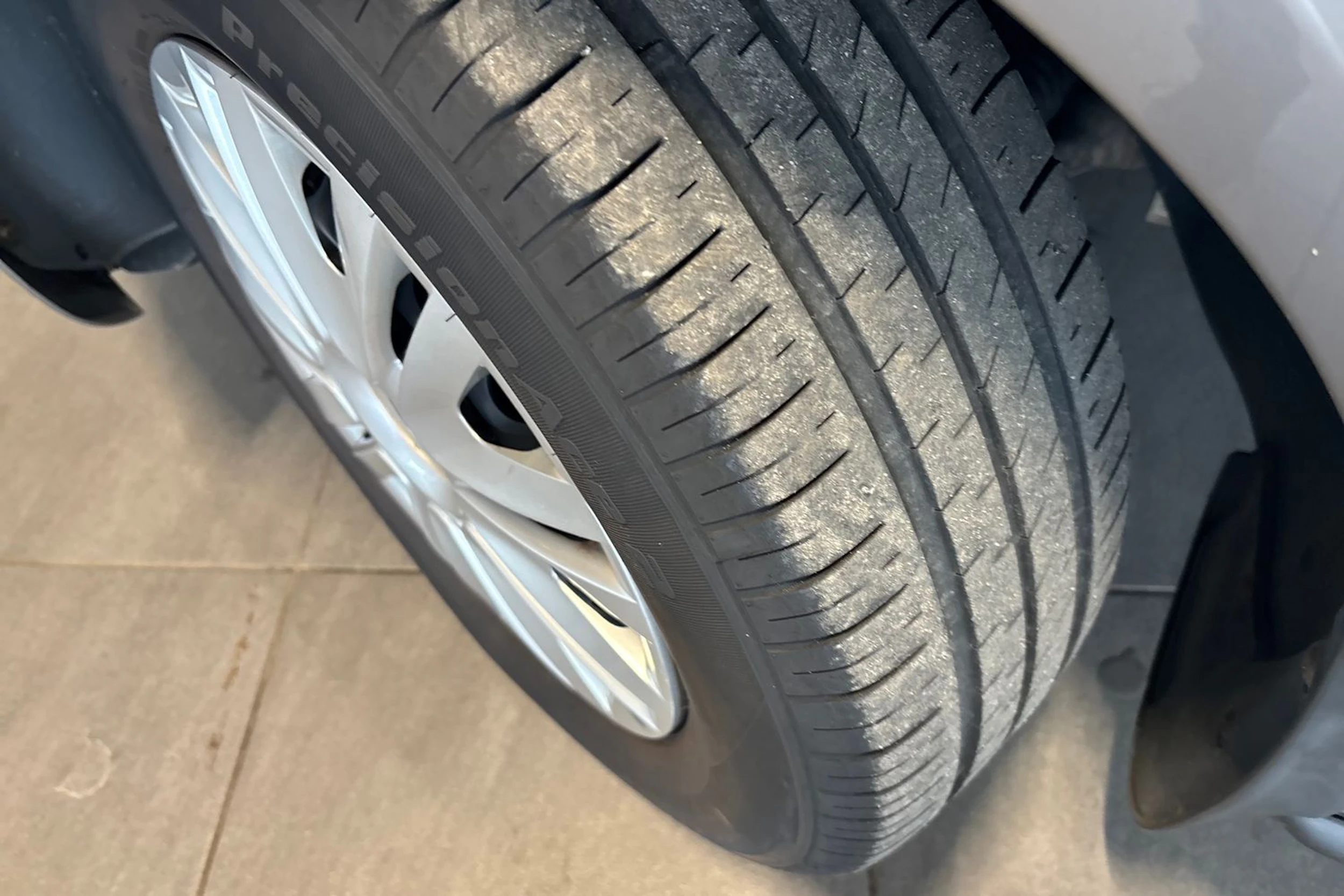 Ruskea (beige) Volkswagen Golf Plus 2012 kuva 10.