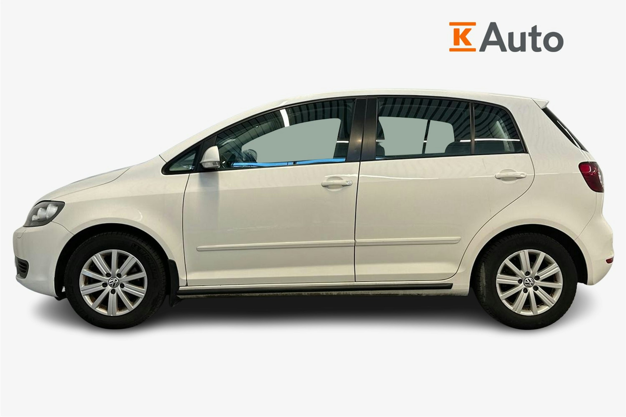 valkoinen Volkswagen Golf Plus 2012 kuva 6.