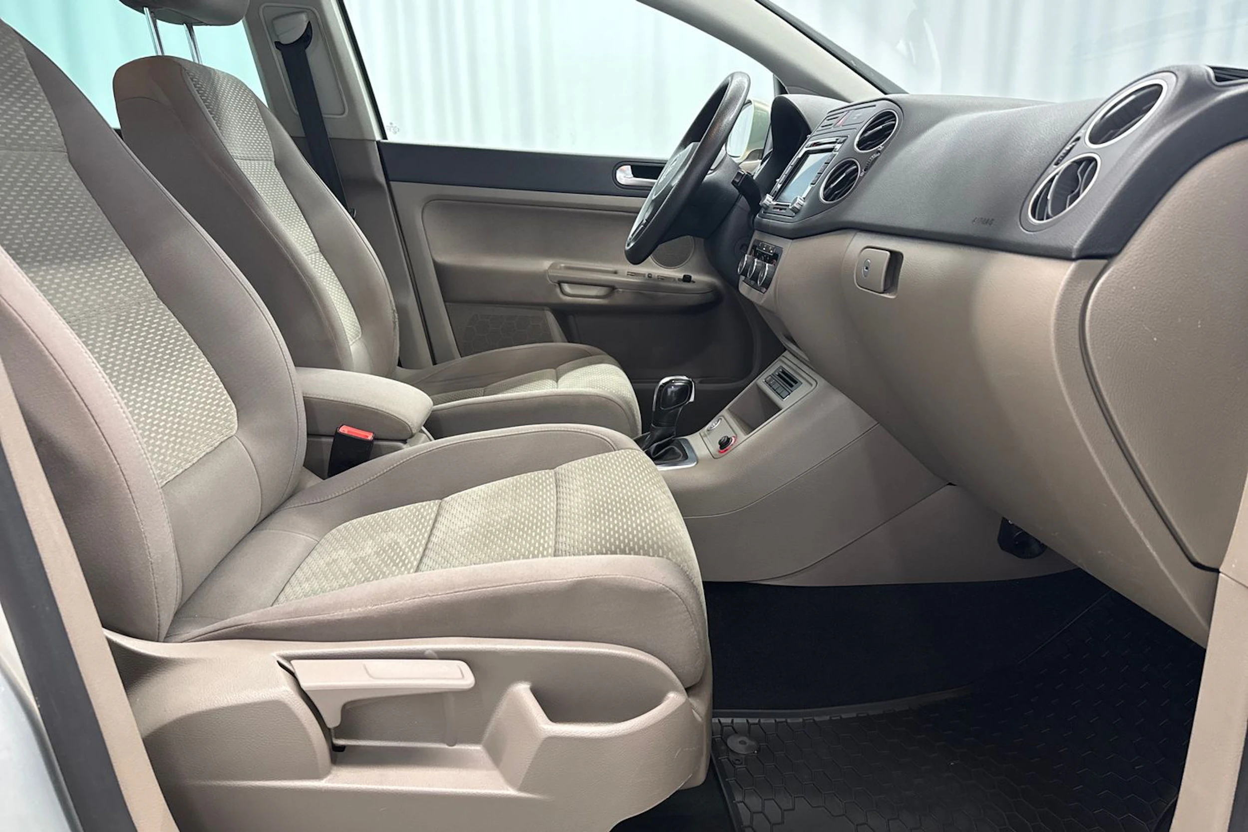hopea Volkswagen Golf Plus 2013 kuva 13.