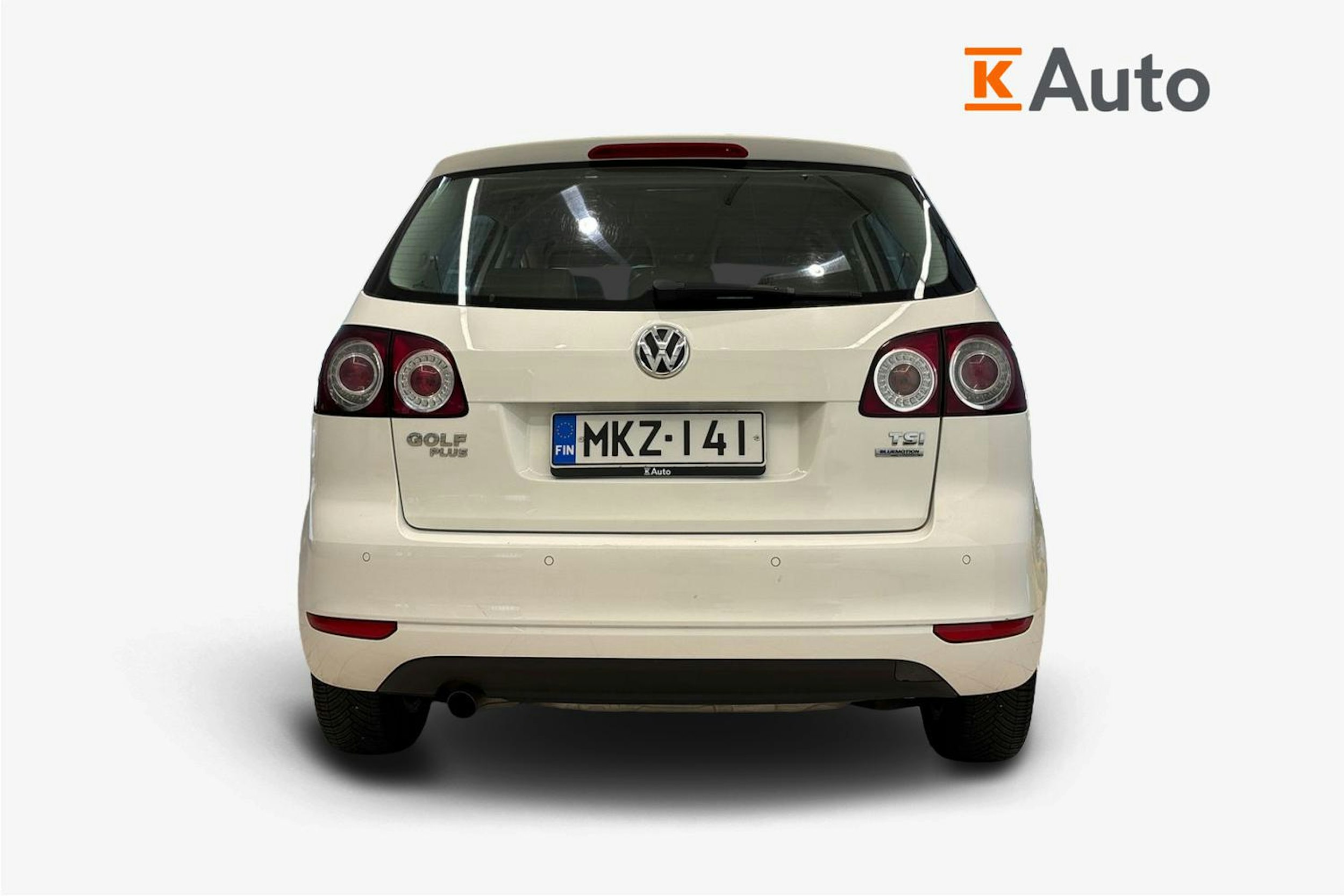 valkoinen Volkswagen Golf Plus 2013 kuva 3.