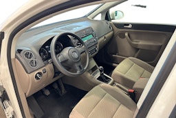 valkoinen Volkswagen Golf Plus 2013 kuva 7.