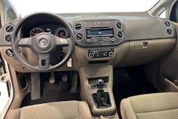 valkoinen Volkswagen Golf Plus 2013 kuva 9.