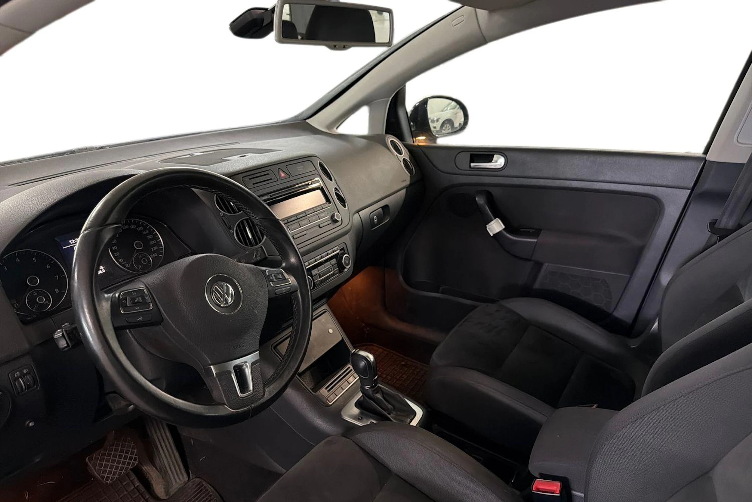 musta Volkswagen Golf Plus 2013 kuva 3.