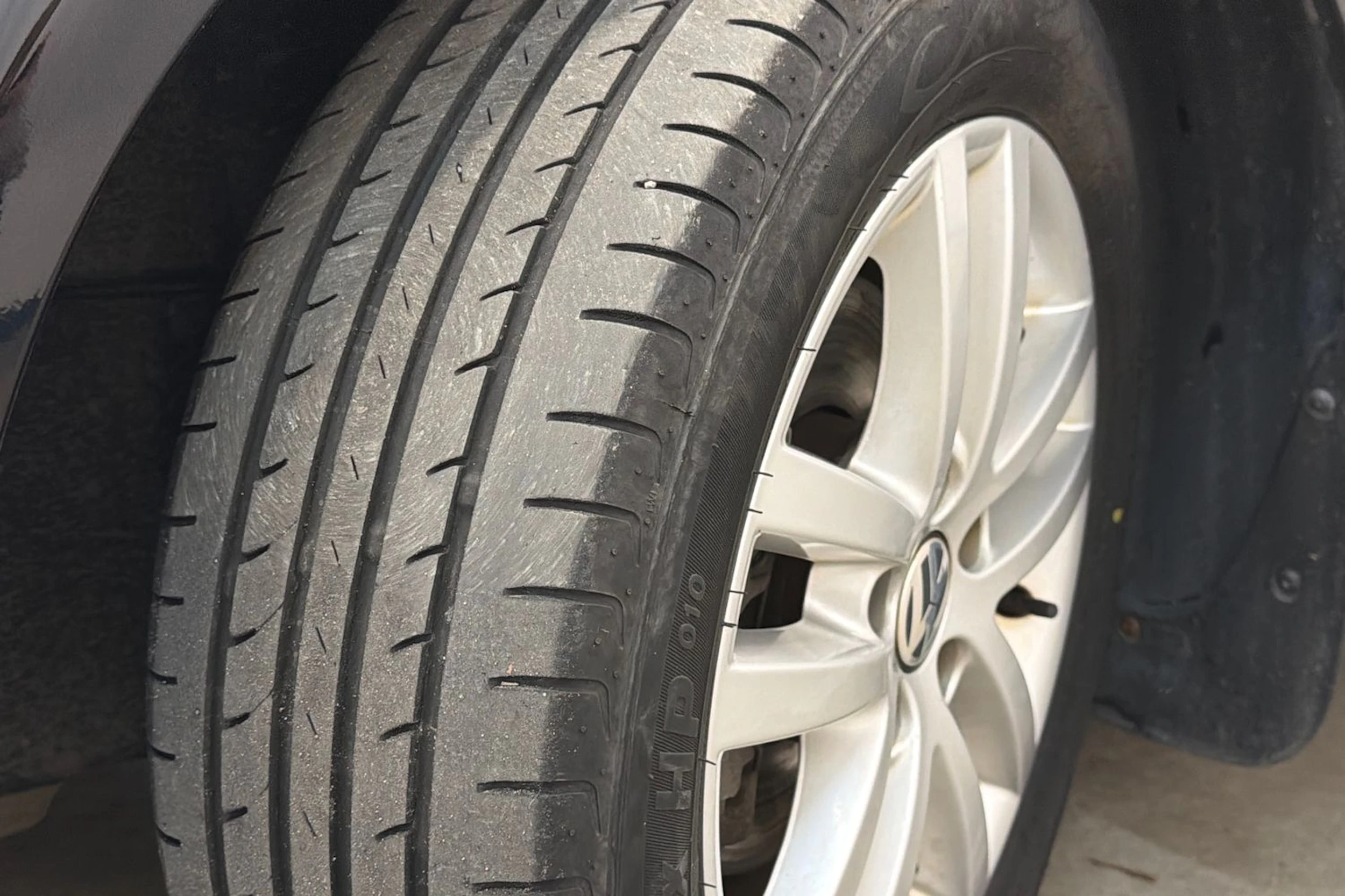 musta Volkswagen Golf Plus 2013 kuva 10.