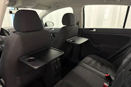 musta Volkswagen Golf Plus 2013 kuva 14.