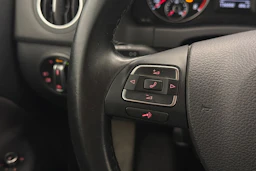 musta Volkswagen Golf Plus 2013 kuva 17.