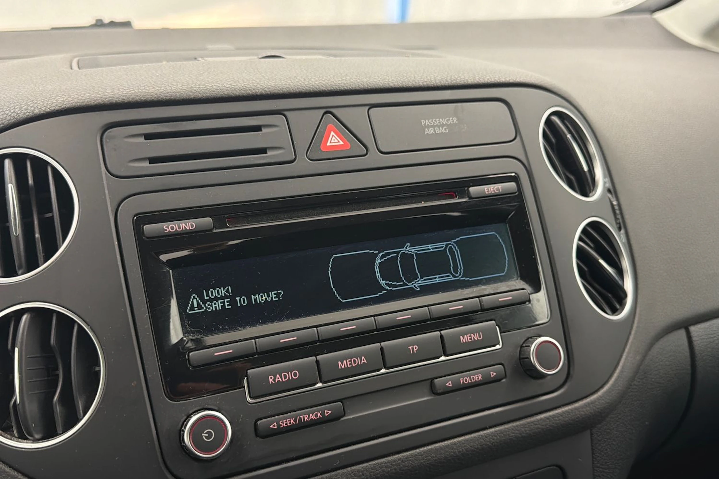 musta Volkswagen Golf Plus 2013 kuva 23.
