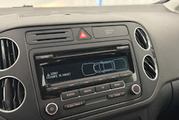 musta Volkswagen Golf Plus 2013 kuva 23.