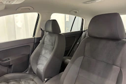 musta Volkswagen Golf Plus 2013 kuva 25.