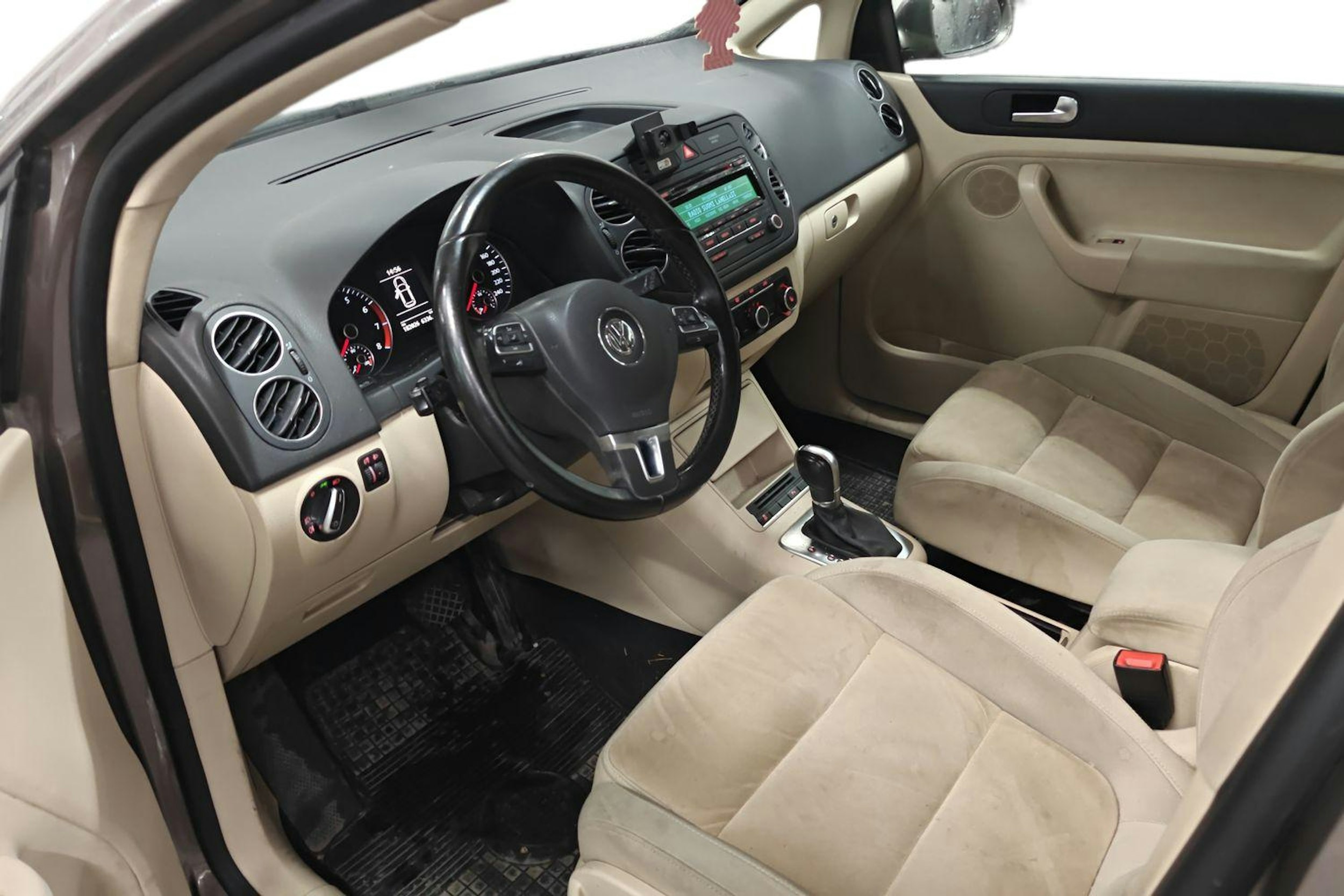 met. ruskea (beige) Volkswagen Golf Plus 2013 kuva 3.