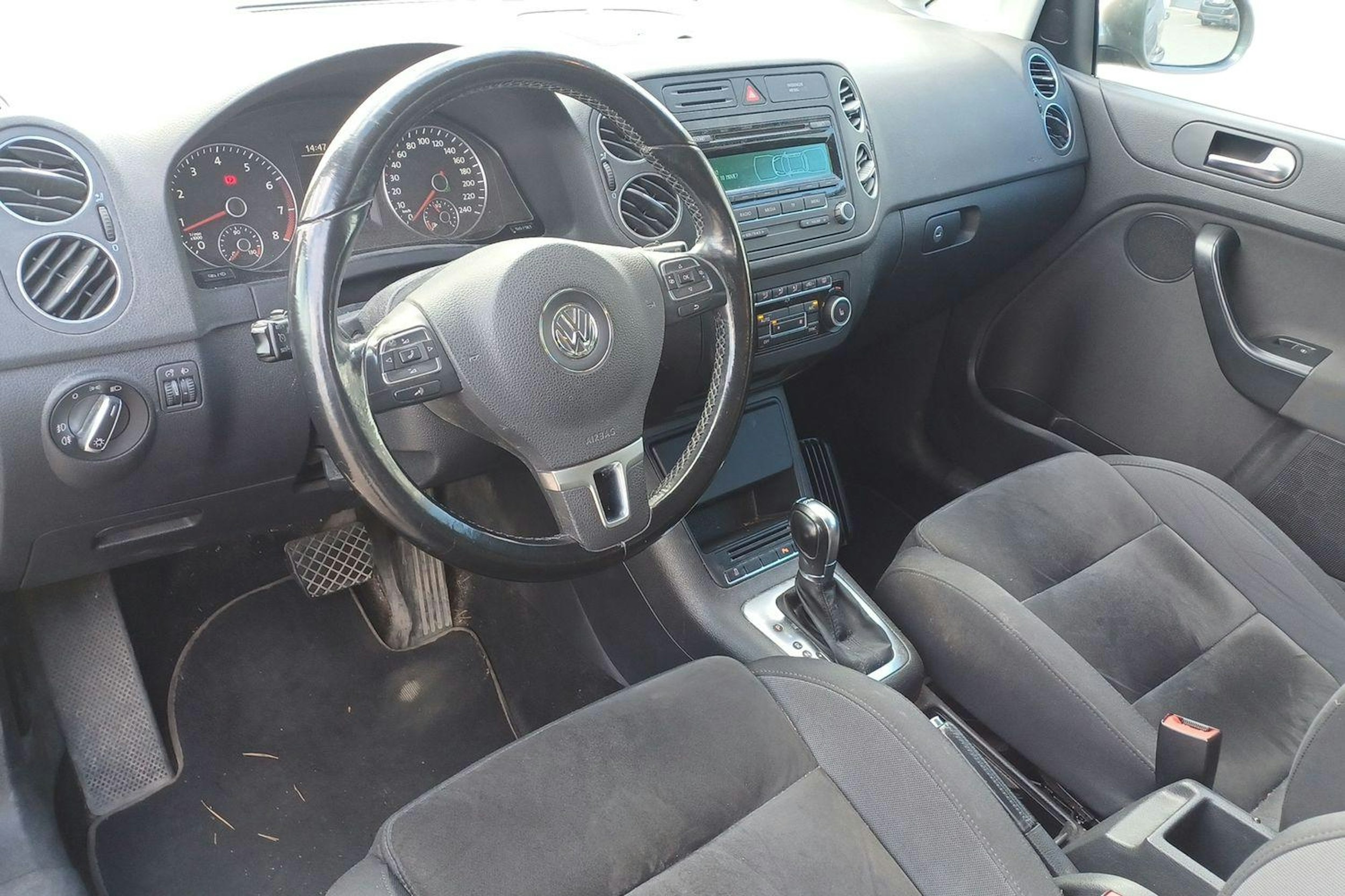 met. ruskea (beige) Volkswagen Golf Plus 2013 kuva 3.