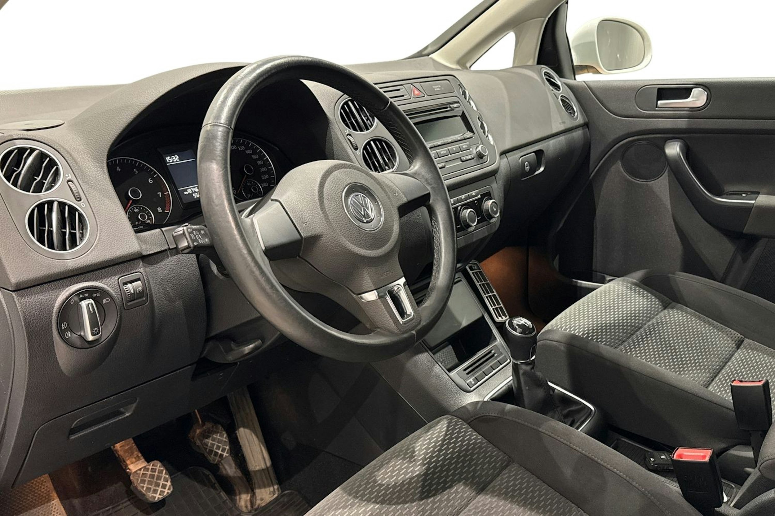 valkoinen Volkswagen Golf Plus 2013 kuva 7.