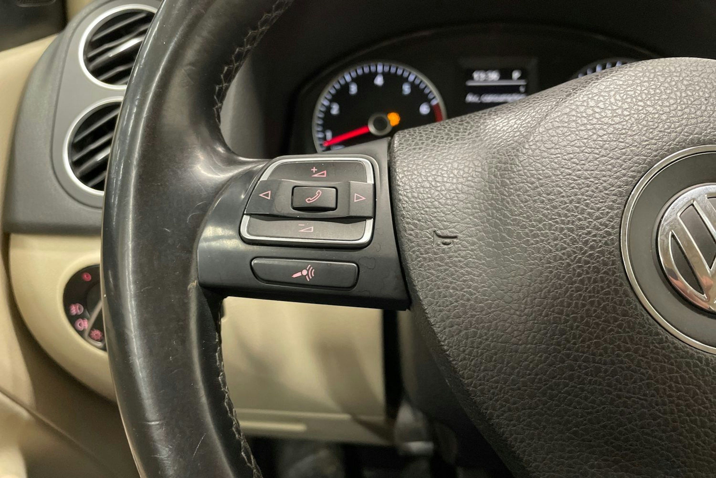 met. ruskea (beige) Volkswagen Golf Plus 2014 kuva 20.