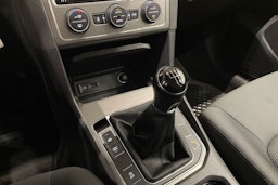 sininen Volkswagen Golf Sportsvan 2014 kuva 21.