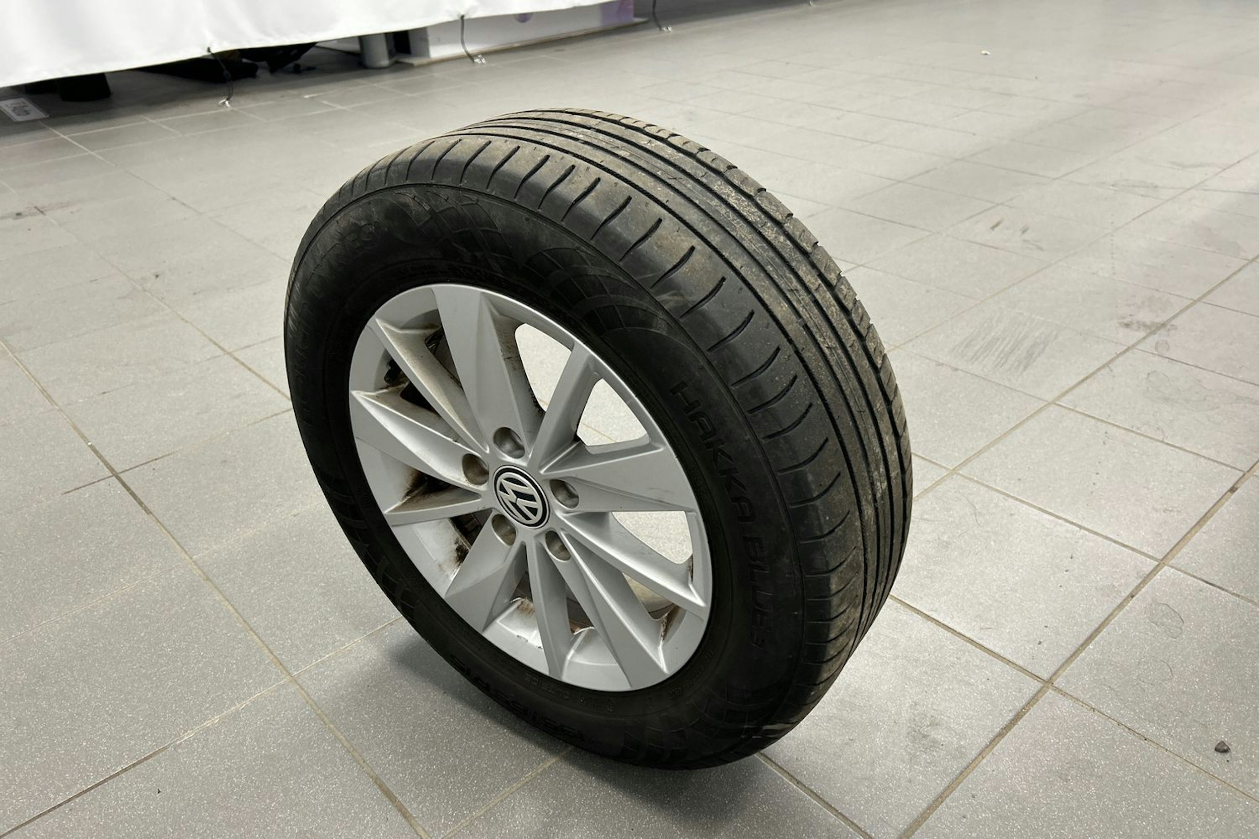 harmaa Volkswagen Golf Sportsvan 2014 kuva 14.