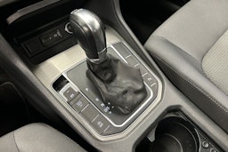 harmaa Volkswagen Golf Sportsvan 2014 kuva 26.