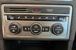 Ruskea (beige) Volkswagen GOLF SPORTSVAN 2014 kuva 30.