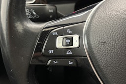 harmaa Volkswagen Golf Sportsvan 2014 kuva 16.