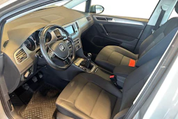 Harmaa Volkswagen GOLF SPORTSVAN 2014 kuva 6.