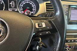 Harmaa Volkswagen GOLF SPORTSVAN 2014 kuva 13.