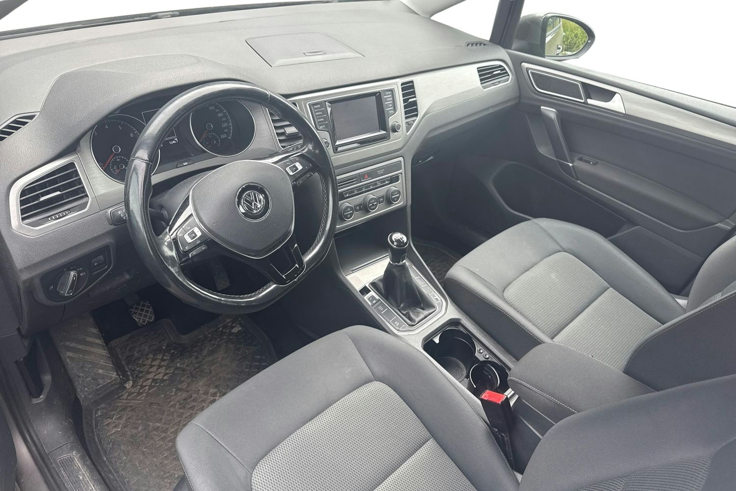 harmaa Volkswagen Golf Sportsvan 2014 kuva 3.