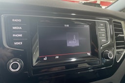 musta Volkswagen Golf Sportsvan 2014 kuva 17.