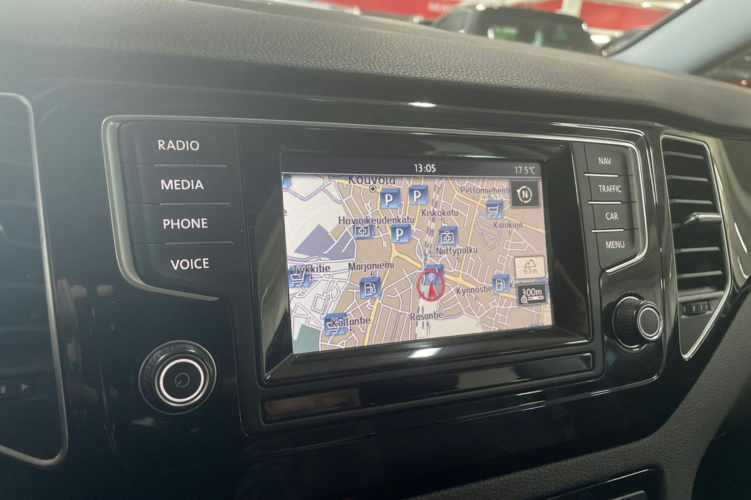 musta Volkswagen Golf Sportsvan 2014 kuva 19.
