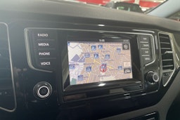 musta Volkswagen Golf Sportsvan 2014 kuva 19.