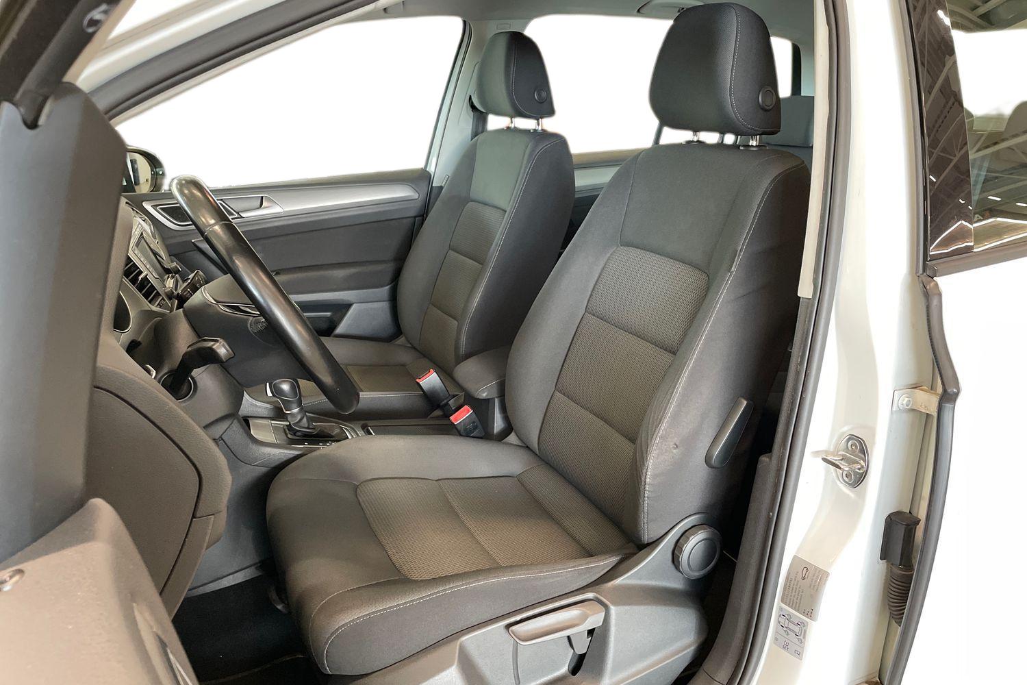 Volkswagen Golf Sportsvan 2014, kuva 6/28