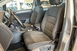 met. harmaa Volkswagen Golf Sportsvan 2014 kuva 14.