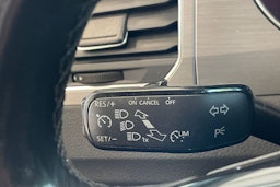 met. harmaa Volkswagen Golf Sportsvan 2014 kuva 16.